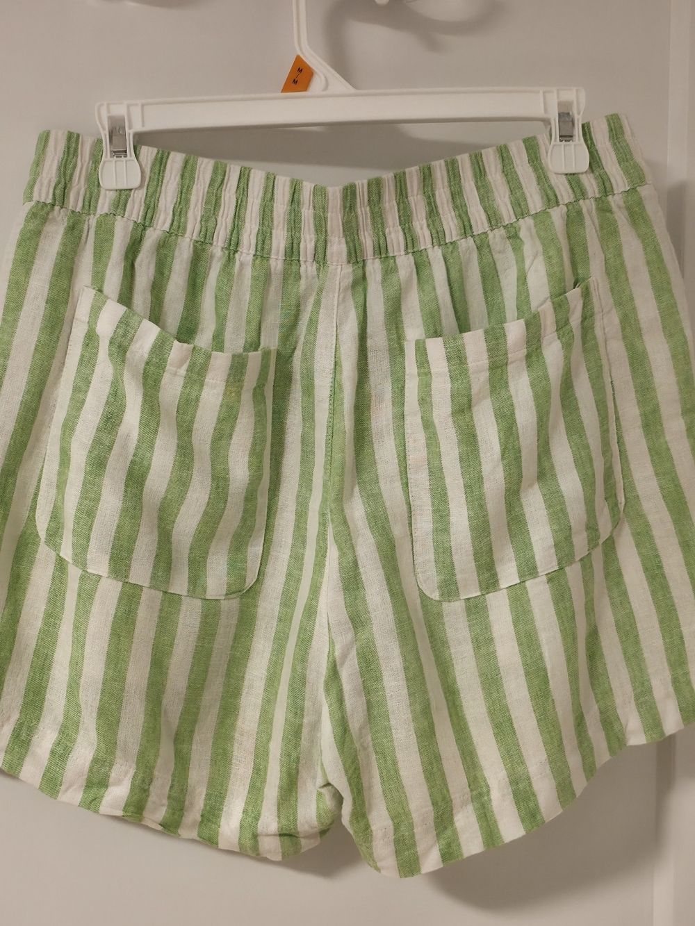 Old Navy Green and White Striped Elastic-Waist Shorts - Picture 4 of 5